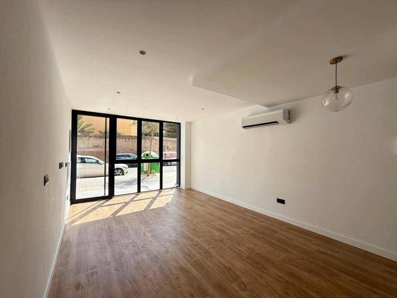 1 slaapkamer Appartement te koop in Alicante stad met zwembad garage - € 289.900 (Ref: 10168738)