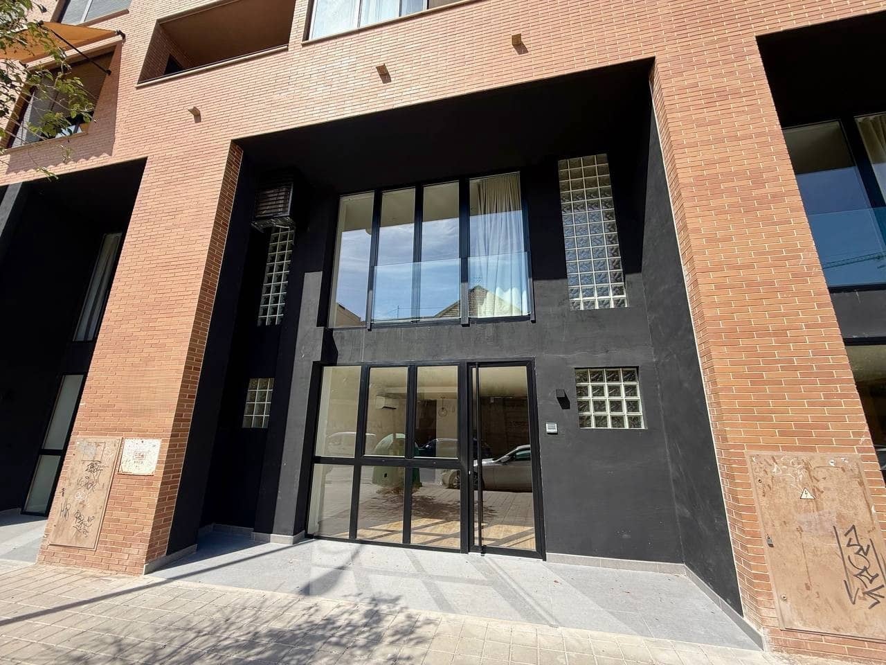 1 slaapkamer Appartement te koop in Alicante stad met zwembad garage - € 289.900 (Ref: 10168738)