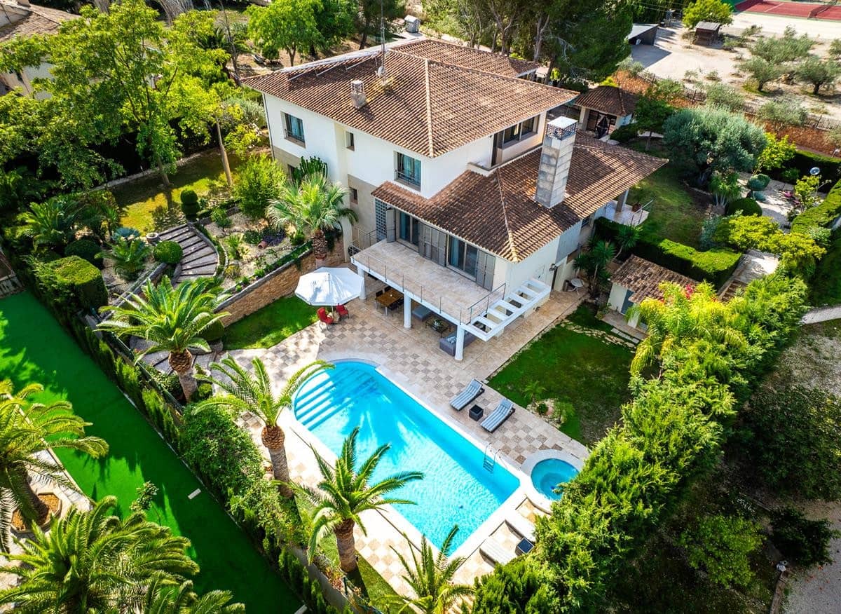 5 Zimmer Villa zu verkaufen in La Alcayna mit Garage - 1.300.000 € (Ref: 9548937)