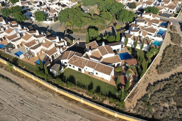 5 sovrum Villa till salu i El Valle Golf Resort, Murcia stad med pool garage - 995 000 € (Ref: 9548939)