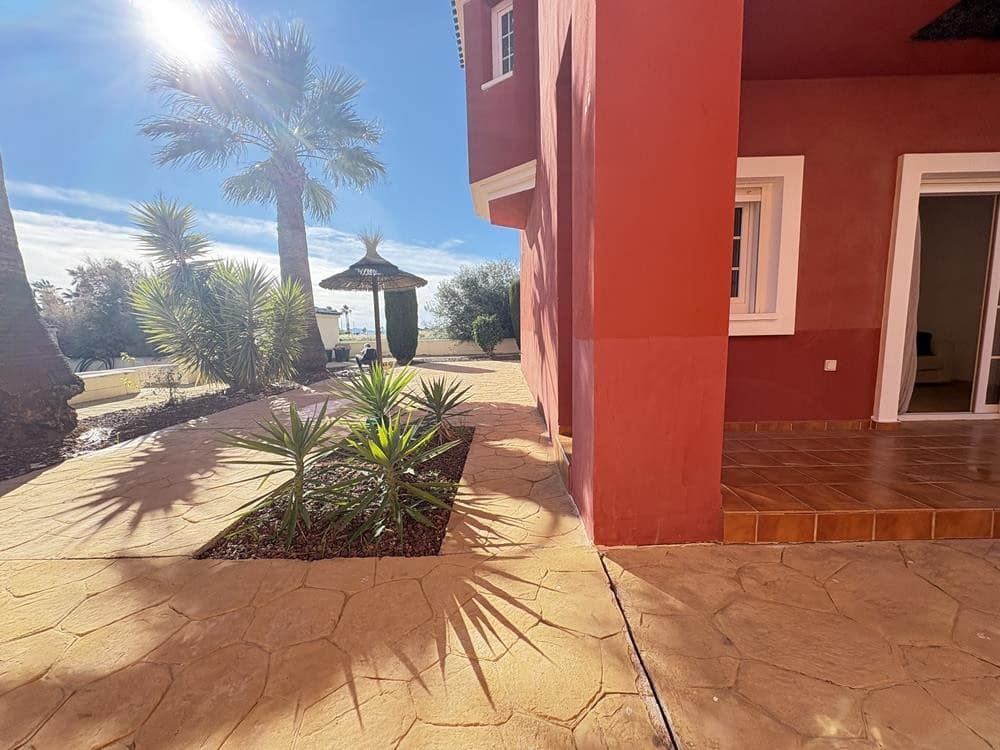 2 bedroom Villa for sale in Banos y Mendigo with pool - € 178,800 (Ref: 9548941)
