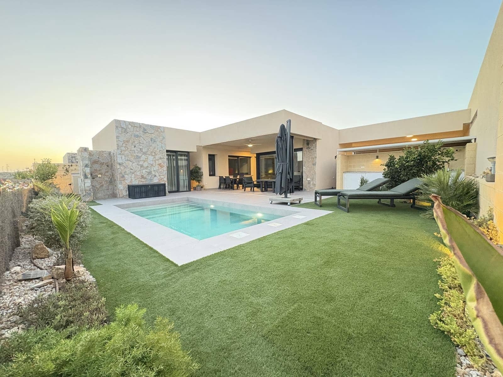 2 chambre Villa/Maison à vendre à Banos y Mendigo avec piscine garage - 539 000 € (Ref: 9548944)