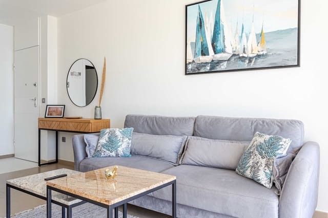 2 slaapkamer Appartement te koop in Benidorm met zwembad - € 525.000 (Ref: 9565510)