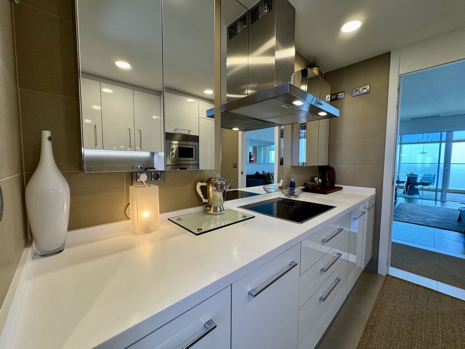 2 soveværelse Lejlighed til salg i Benidorm med swimmingpool garage - € 579.000 (Ref: 9565511)