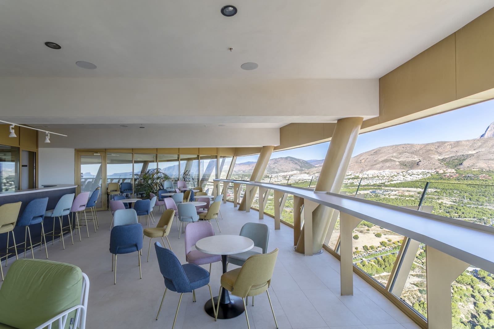 2 Zimmer Apartment zu verkaufen in Benidorm mit Pool Garage - 529.000 € (Ref: 9565512)