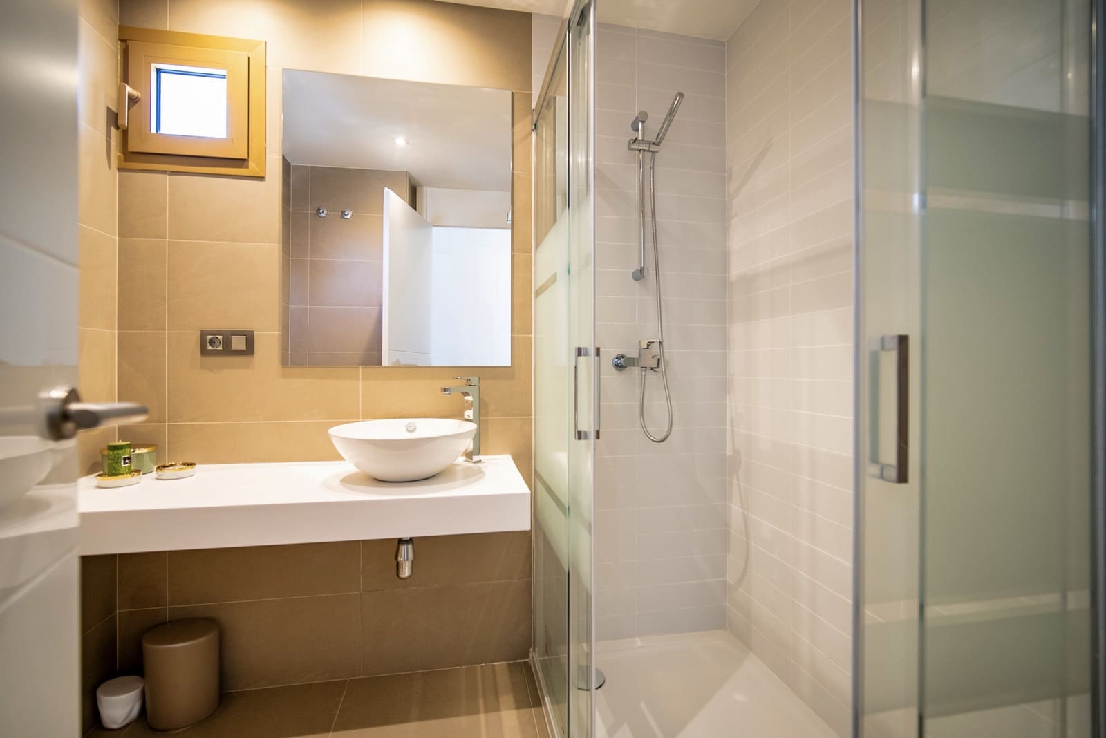 2 sovrum Lägenhet till salu i Benidorm med pool garage - 439 000 € (Ref: 9565513)