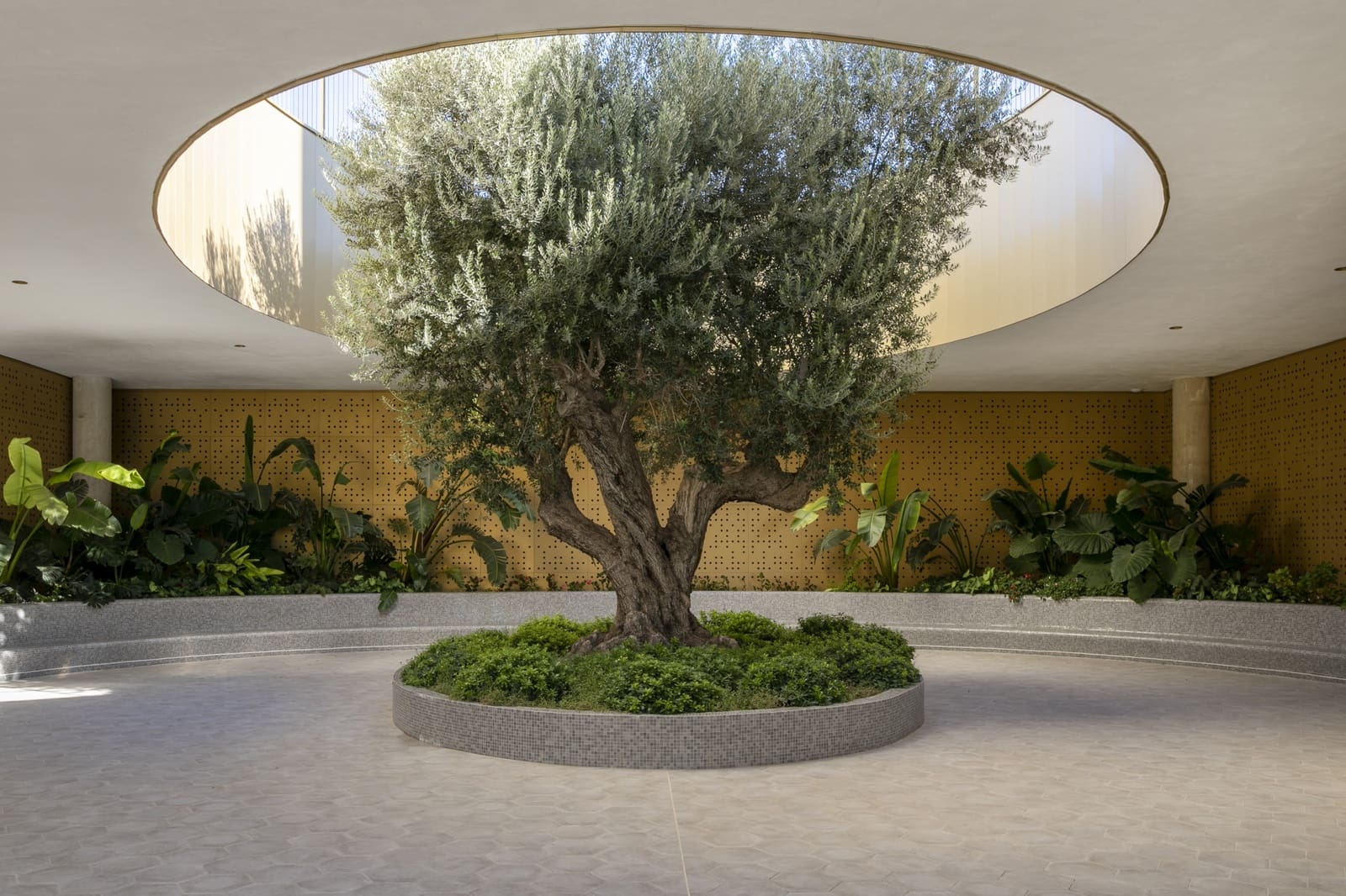 2 bedroom Apartment for sale in Benidorm with pool garage - € 469,000 (Ref: 9565514)