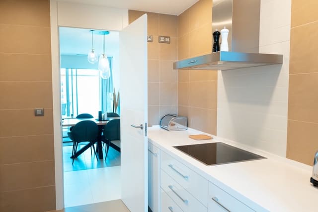 2 makuuhuone Huoneisto myytävänä paikassa Benidorm mukana uima-altaan 
autotalli - 469 000 € (Ref: 9565514)