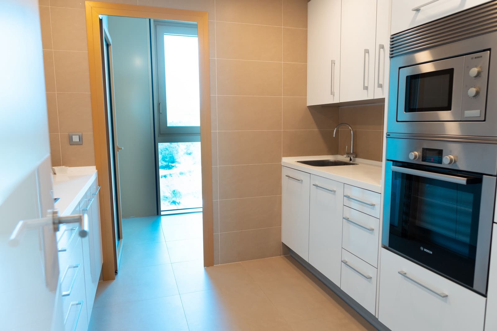 Apartamento de 2 habitaciones en Benidorm en venta con piscina garaje - 469.000 € (Ref: 9565514)