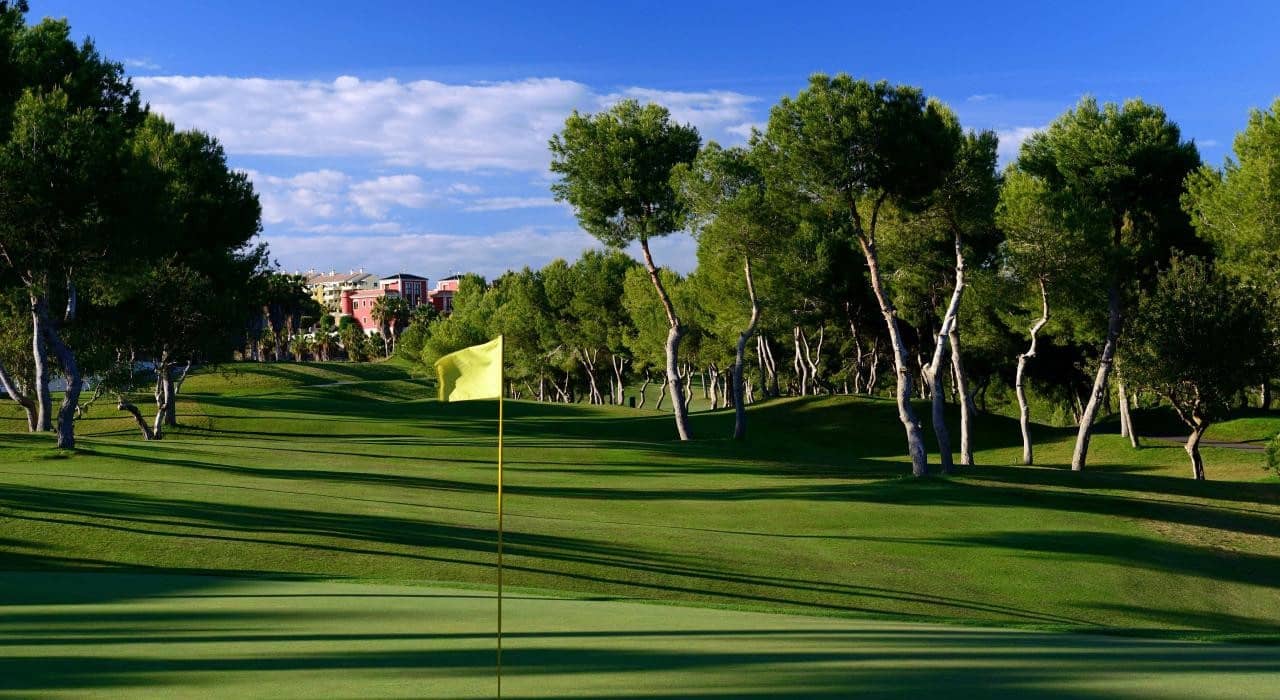3 bedroom Semi-detached Villa for sale in Las Ramblas Golf with pool garage - € 269,000 (Ref: 9565515)