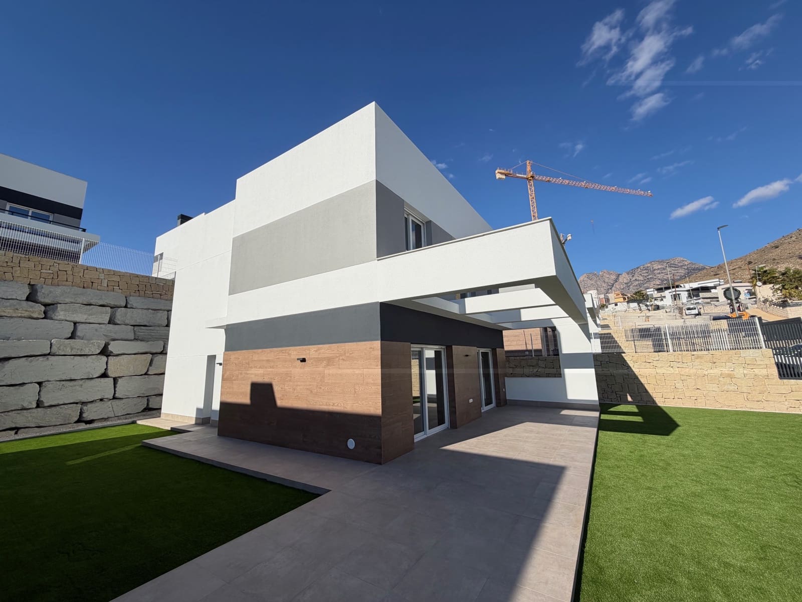 Chalet de 4 habitaciones en Finestrat en venta con piscina garaje - 555.000 € (Ref: 9565518)