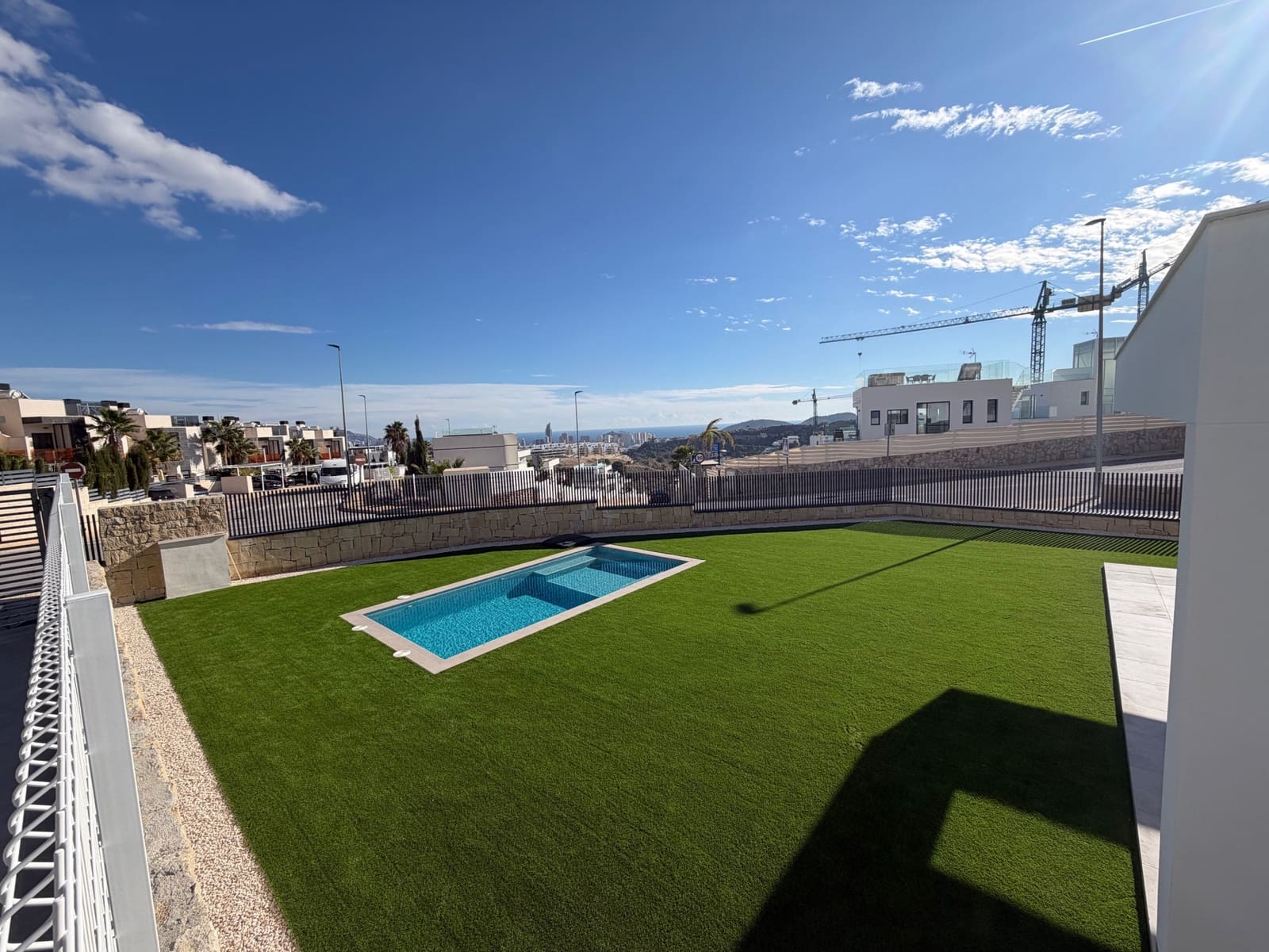 Chalet de 4 habitaciones en Finestrat en venta con piscina garaje - 555.000 € (Ref: 9565518)
