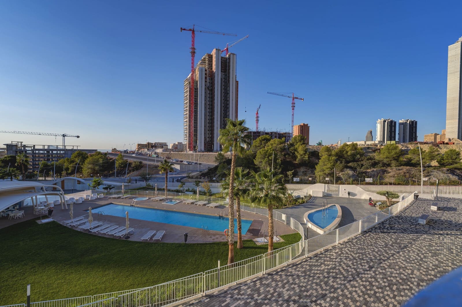 3 sovrum Lägenhet till salu i Benidorm med pool garage - 679 000 € (Ref: 9565526)