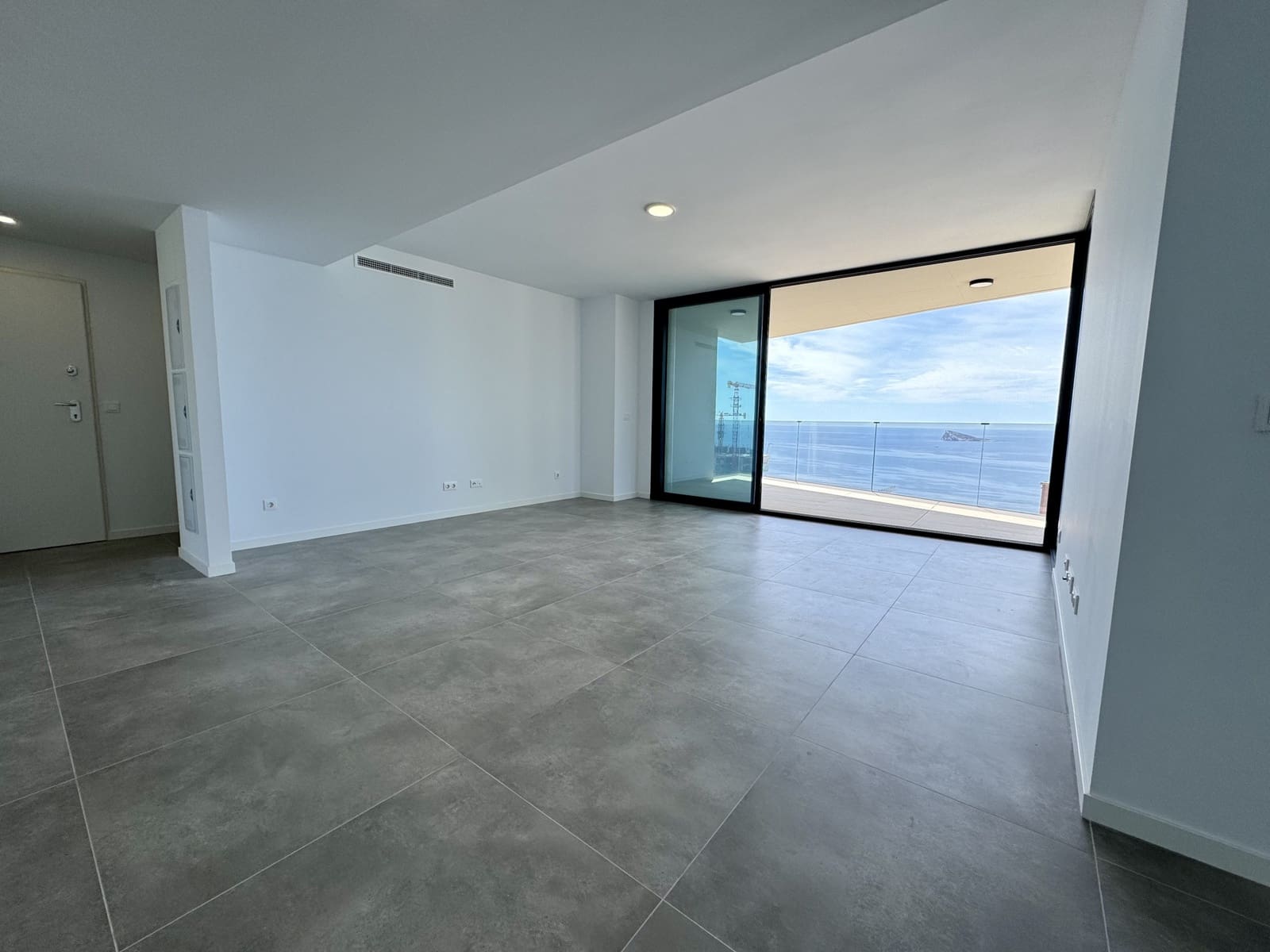 2 quarto Penthouse para venda em Benidorm com piscina - 1 590 000 € (Ref: 9565527)