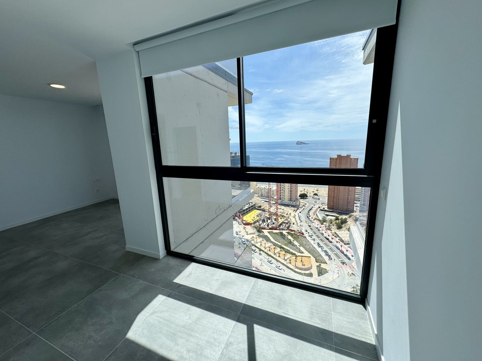 2 quarto Penthouse para venda em Benidorm com piscina - 1 590 000 € (Ref: 9565527)