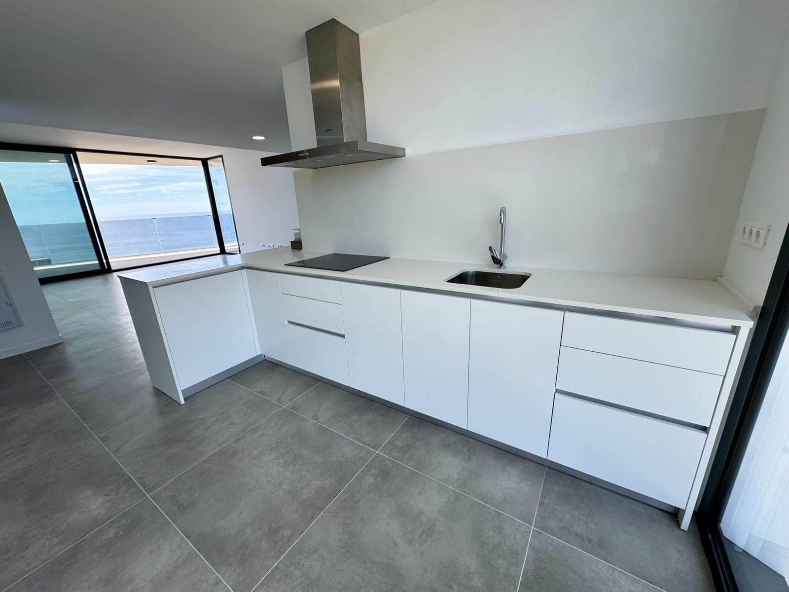 2 quarto Penthouse para venda em Benidorm com piscina - 1 590 000 € (Ref: 9565527)