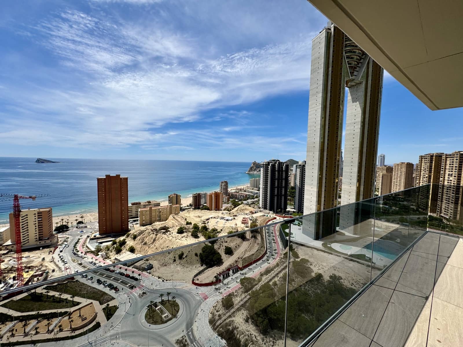 2 quarto Penthouse para venda em Benidorm com piscina - 1 590 000 € (Ref: 9565527)
