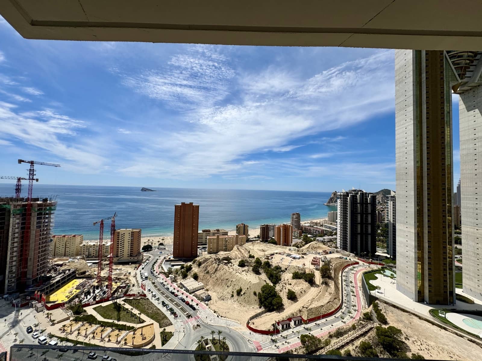 2 quarto Penthouse para venda em Benidorm com piscina - 1 590 000 € (Ref: 9565527)