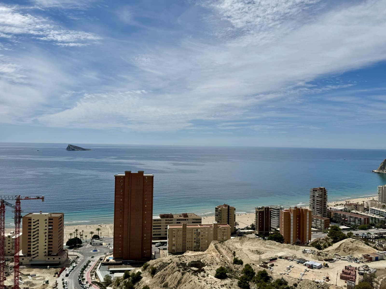 2 quarto Penthouse para venda em Benidorm com piscina - 1 590 000 € (Ref: 9565527)