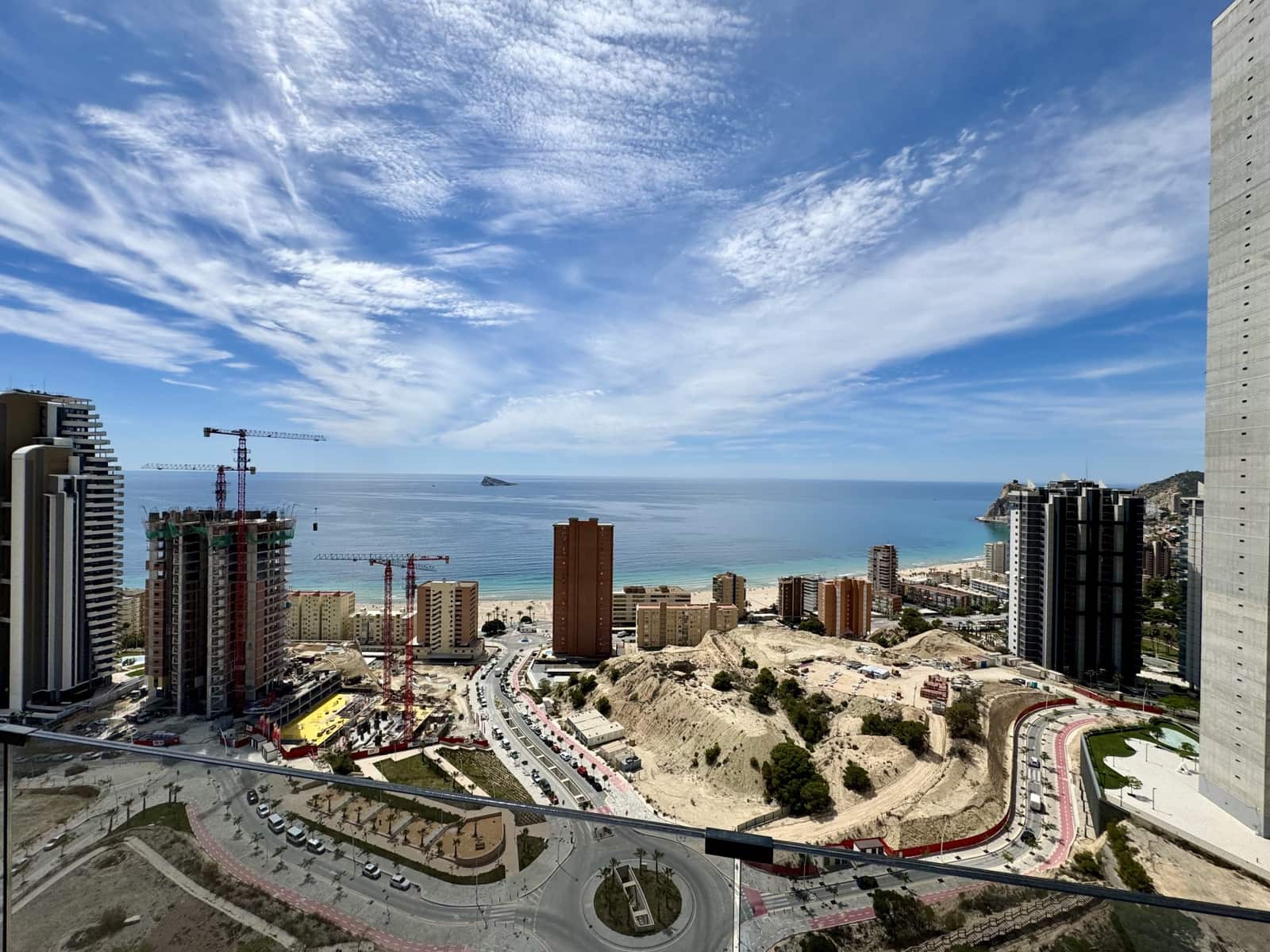 2 quarto Penthouse para venda em Benidorm com piscina - 1 590 000 € (Ref: 9565527)