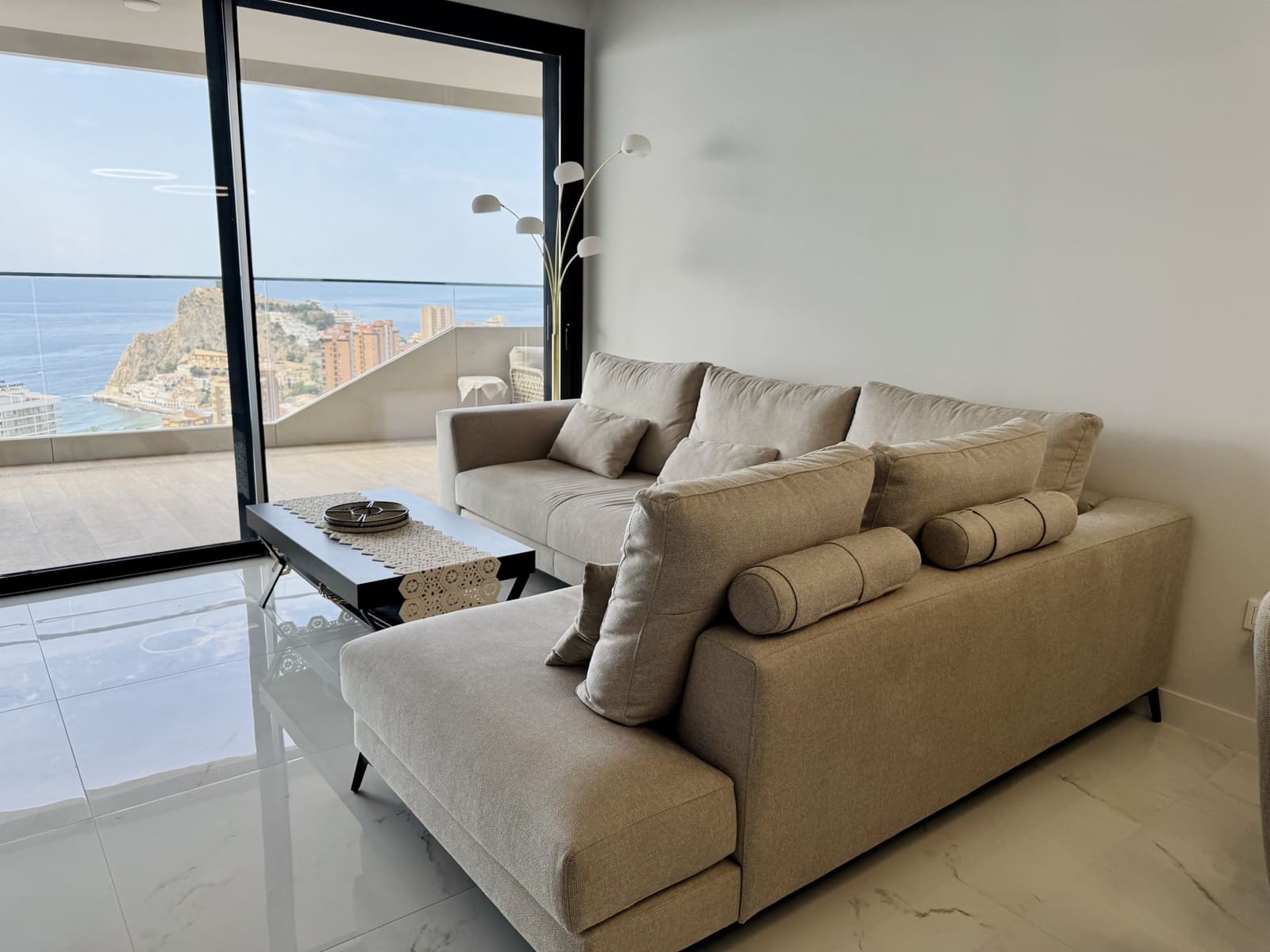 3 soveværelse Lejlighed til salg i Benidorm med swimmingpool garage - € 789.000 (Ref: 9565528)