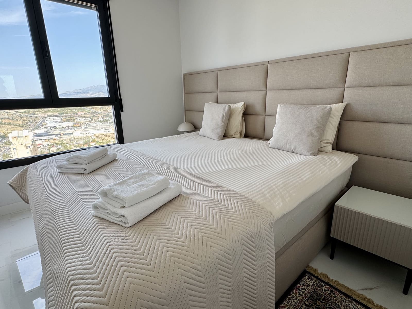 3 soveværelse Lejlighed til salg i Benidorm med swimmingpool garage - € 789.000 (Ref: 9565528)