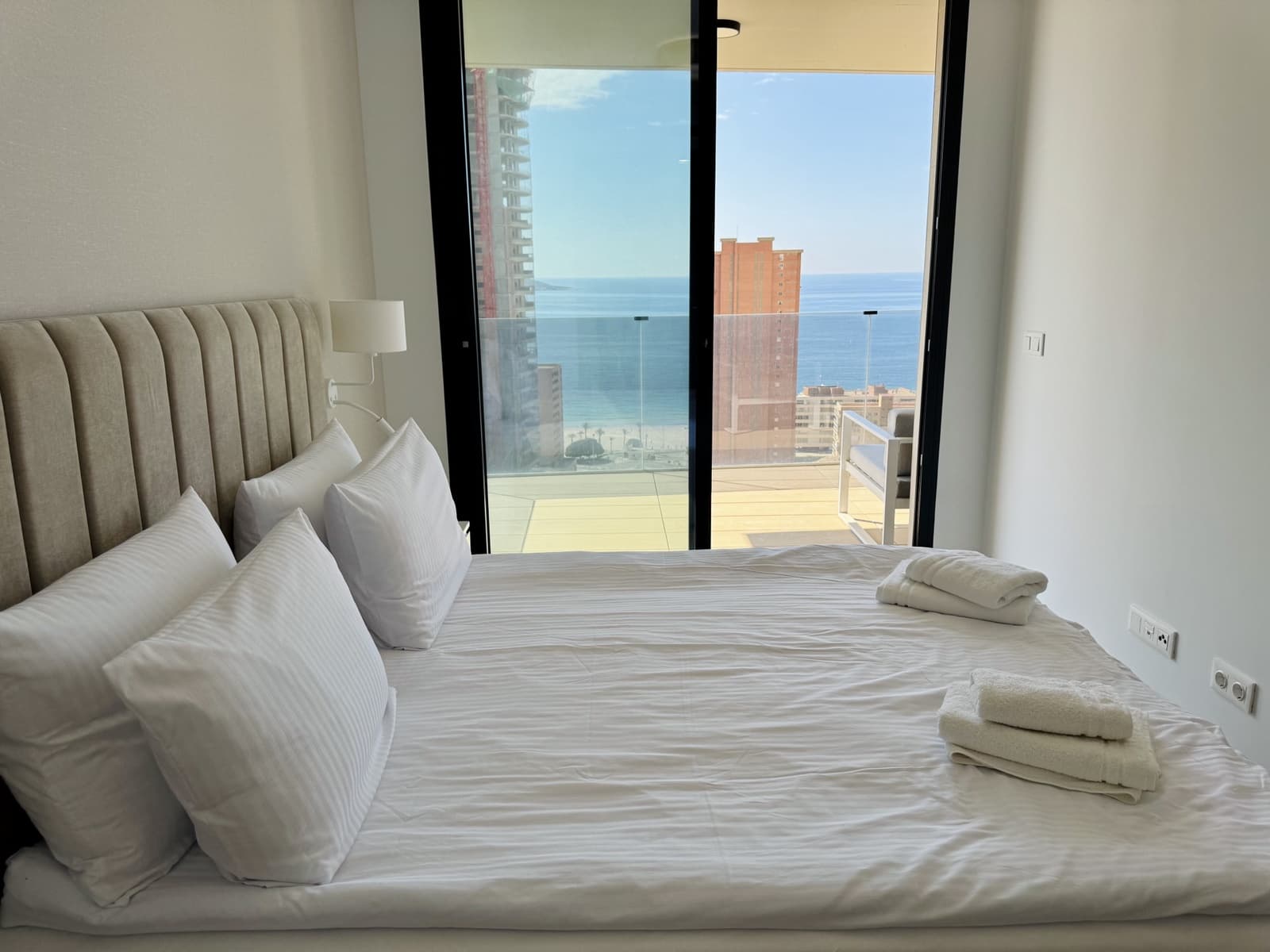 3 soveværelse Lejlighed til salg i Benidorm med swimmingpool garage - € 690.000 (Ref: 9565534)