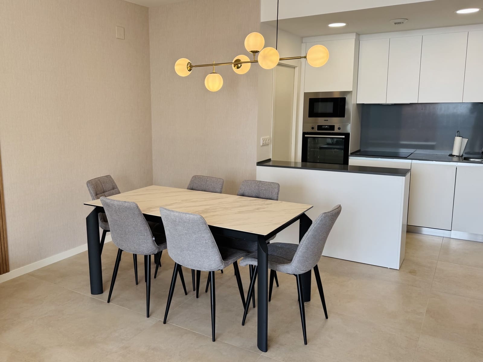 3 soverom Leilighet til salgs i Benidorm med svømmebasseng garasje - € 690 000 (Ref: 9565534)