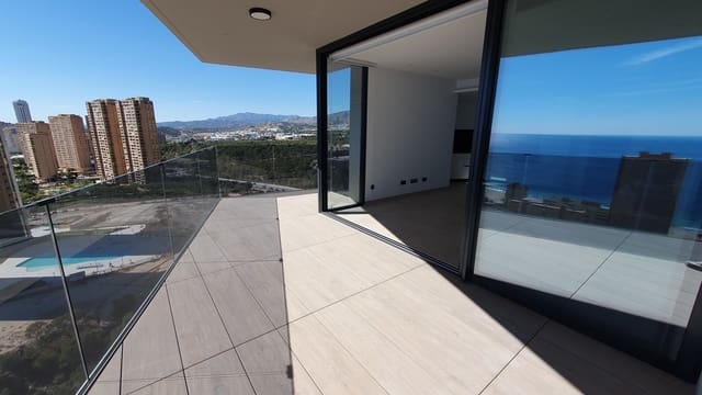 2 sovrum Lägenhet till salu i Benidorm med pool - 565 000 € (Ref: 9565540)