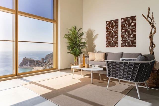 3 sovrum Lägenhet till salu i Benidorm med pool - 1 065 000 € (Ref: 9565547)