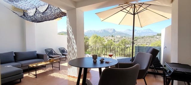 2 makuuhuone Omakotitalo myytävänä paikassa Calpe / Calp mukana uima-altaan - 399 000 € (Ref: 9565548)