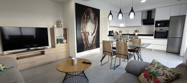 3 makuuhuone Huvila myytävänä paikassa Las Lomas de Rame - Bahía Bella, Los Alcázares mukana uima-altaan 
autotalli - 385 000 € (Ref: 9565550)