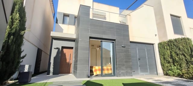 3 makuuhuone Huvila myytävänä paikassa Las Lomas de Rame - Bahía Bella, Los Alcázares mukana uima-altaan 
autotalli - 385 000 € (Ref: 9565550)
