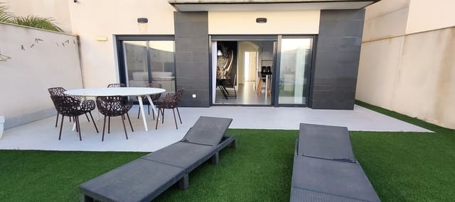 3 makuuhuone Huvila myytävänä paikassa Las Lomas de Rame - Bahía Bella, Los Alcázares mukana uima-altaan 
autotalli - 385 000 € (Ref: 9565550)
