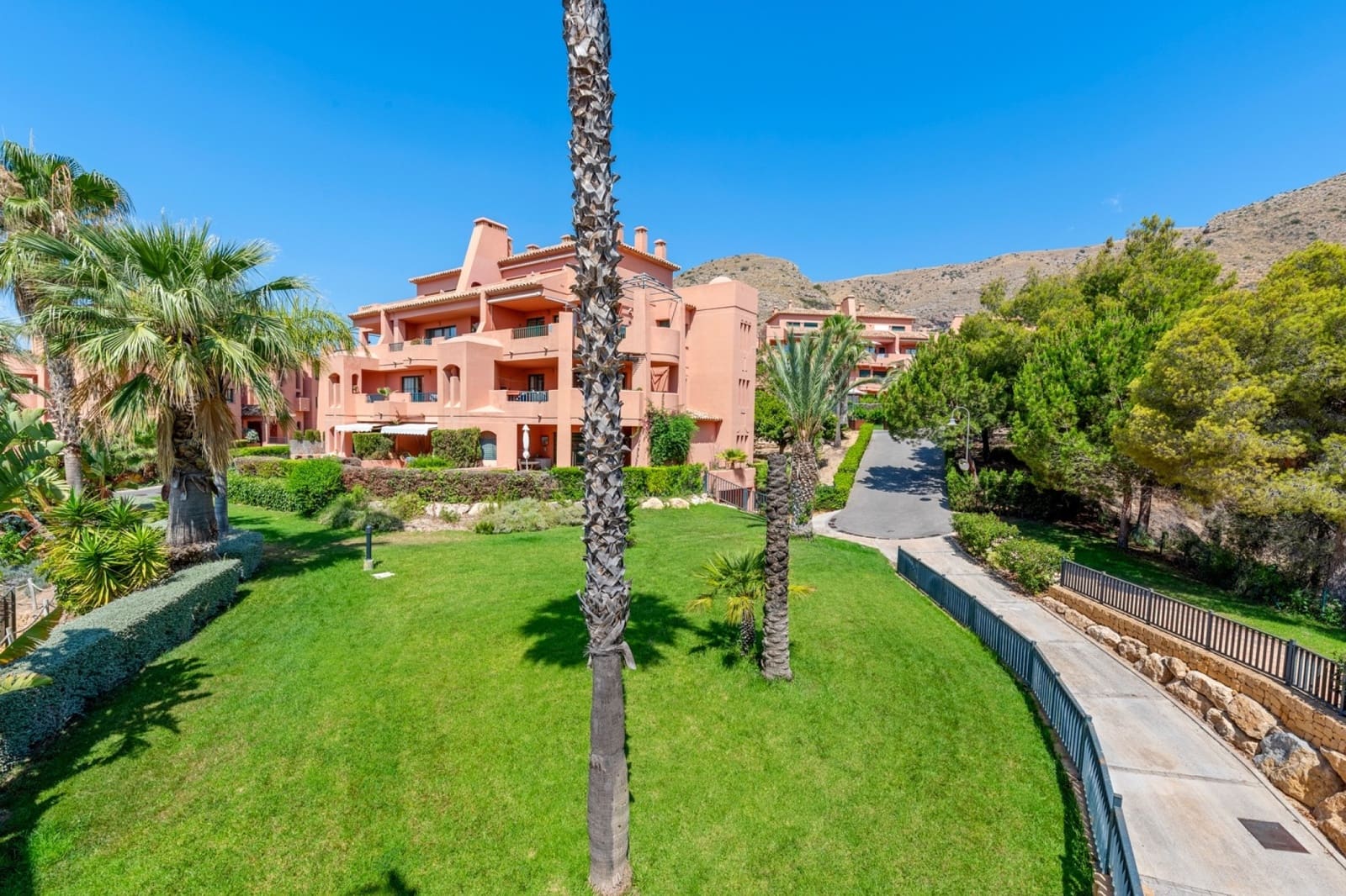 2 bedroom Apartment for sale in Finestrat with pool garage - € 395,000 (Ref: 9565560)