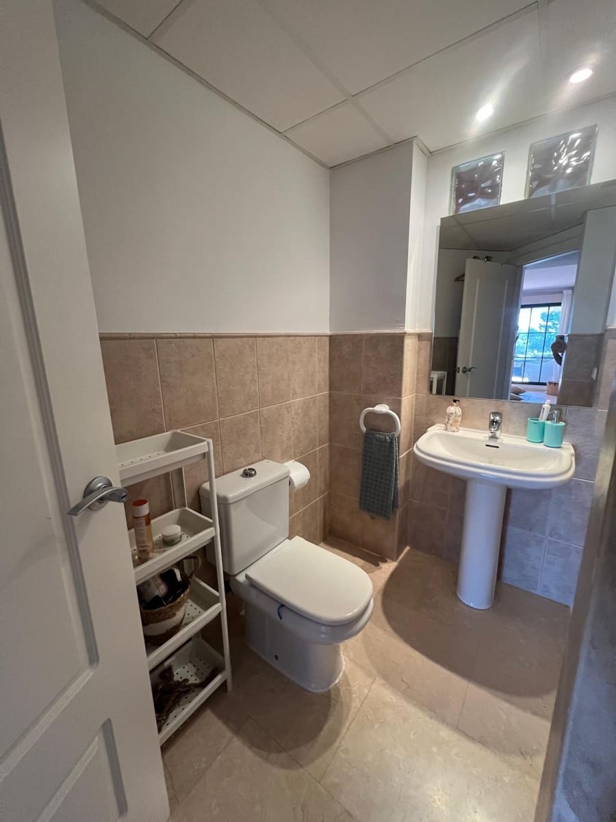1 makuuhuone Huoneisto myytävänä paikassa Benidorm mukana uima-altaan 
autotalli - 290 000 € (Ref: 9565561)