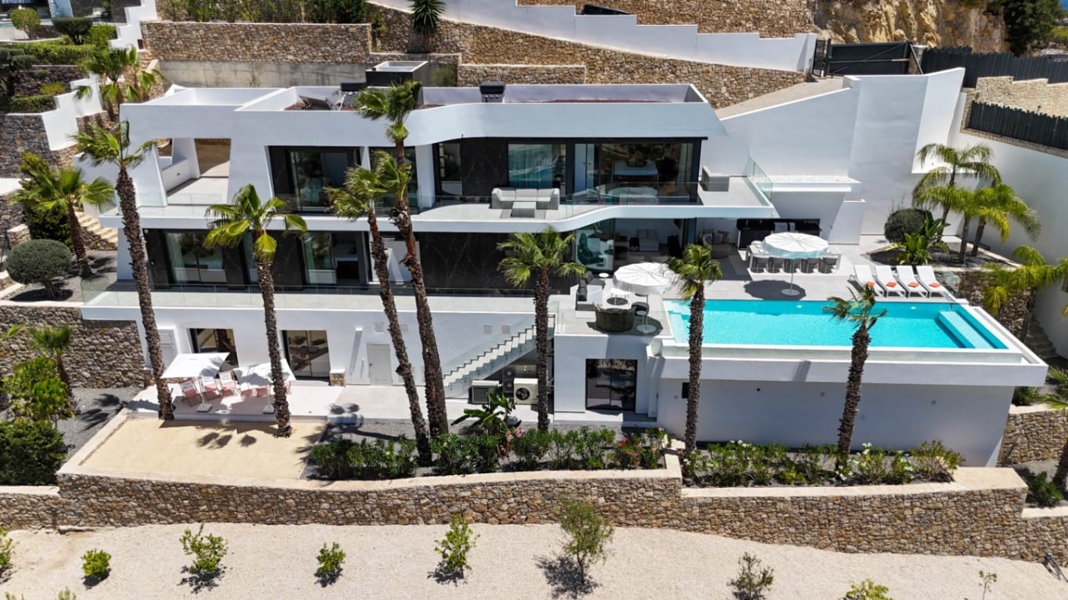 5 sypialnia Willa na sprzedaż w Benissa z basenem garażem - 5 000 000 € (Ref: 9565563)