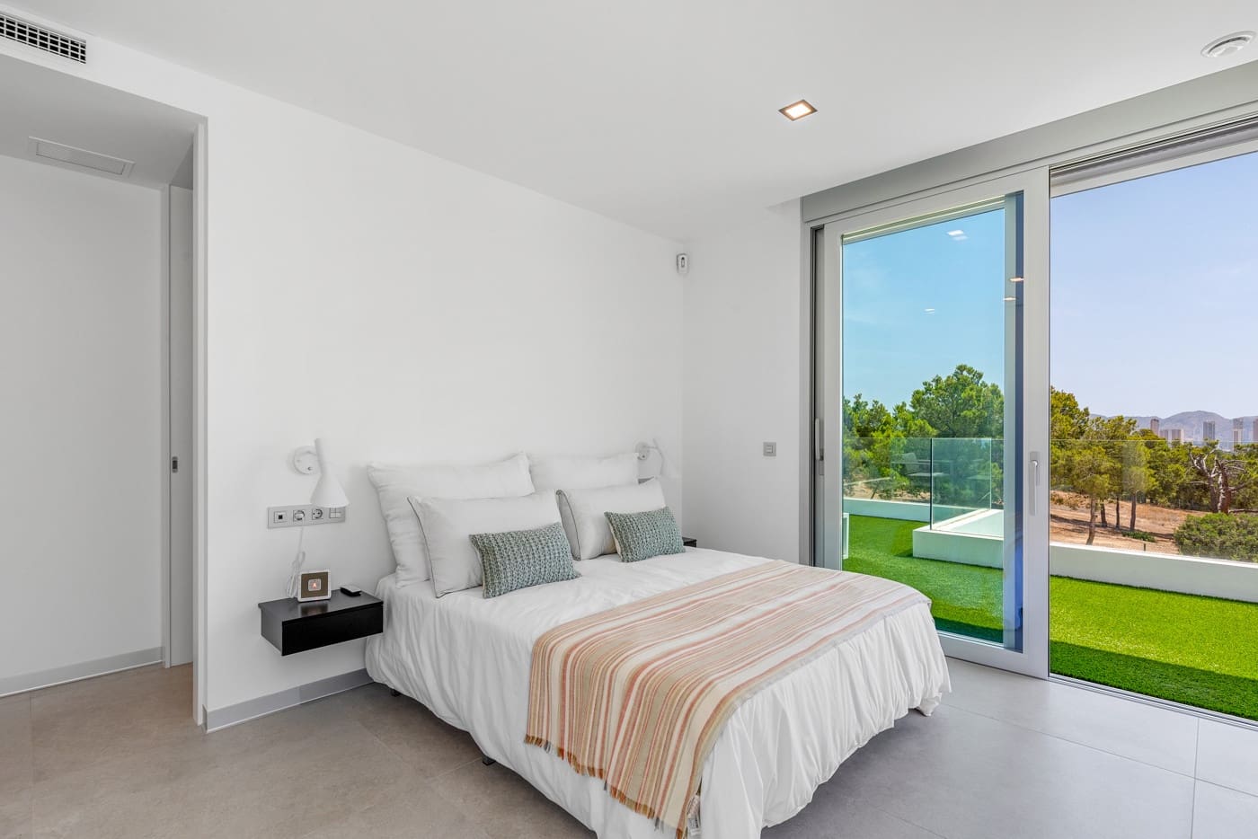3 soverom Villa til salgs i Finestrat med svømmebasseng garasje - € 695 000 (Ref: 9565564)