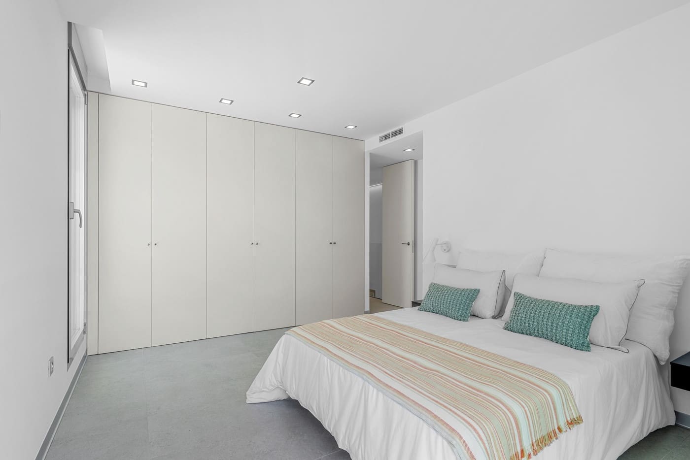 3 soverom Villa til salgs i Finestrat med svømmebasseng garasje - € 695 000 (Ref: 9565564)