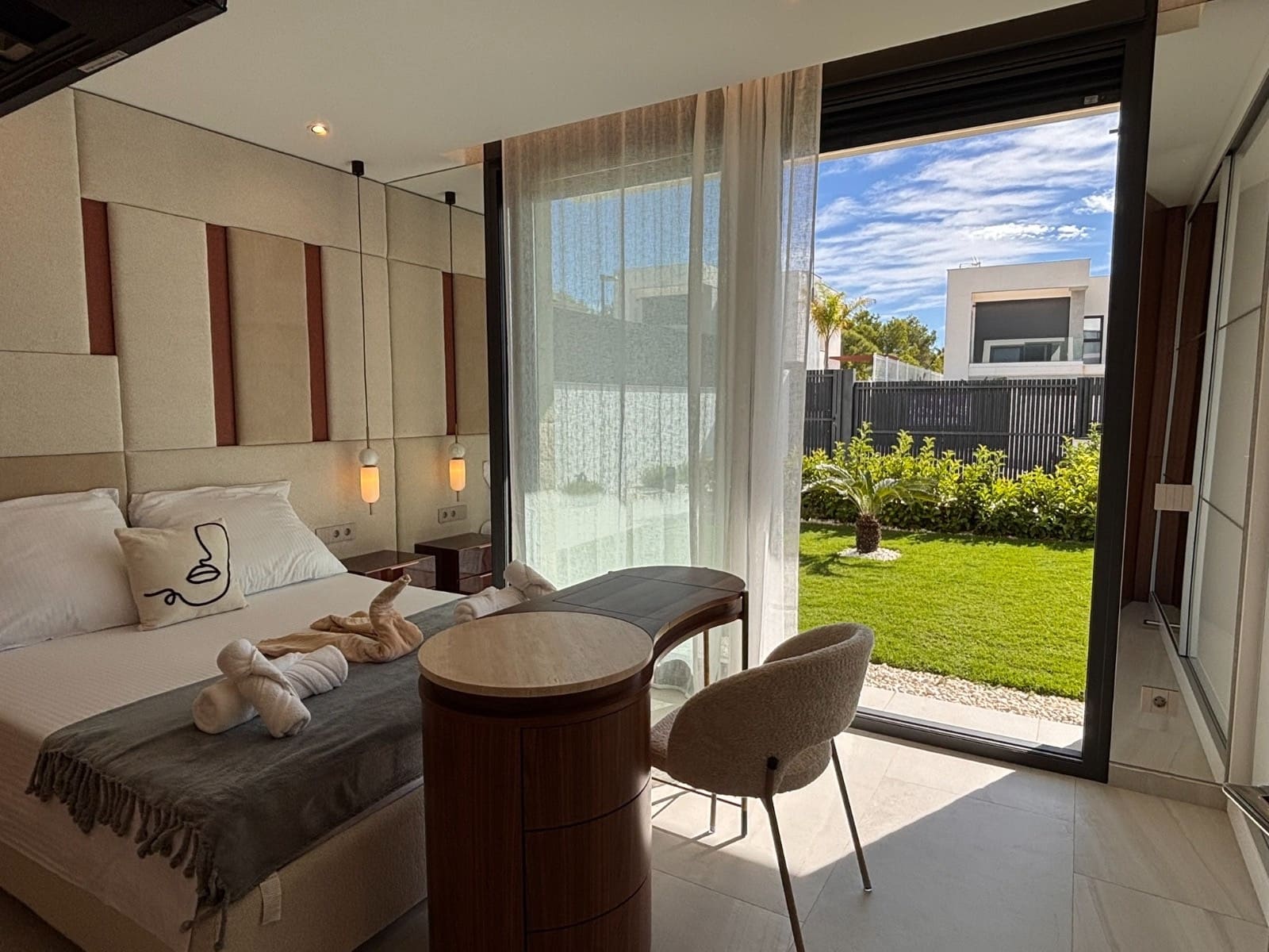 4 bedroom Villa for sale in Muchamiel / Mutxamel with pool garage - € 995,000 (Ref: 9565571)