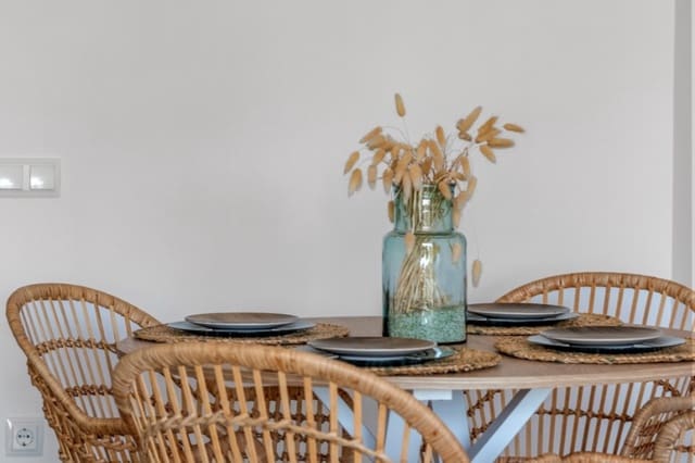 2 soveværelse Byhus til salg i Benidorm med swimmingpool garage - € 295.000 (Ref: 9565584)