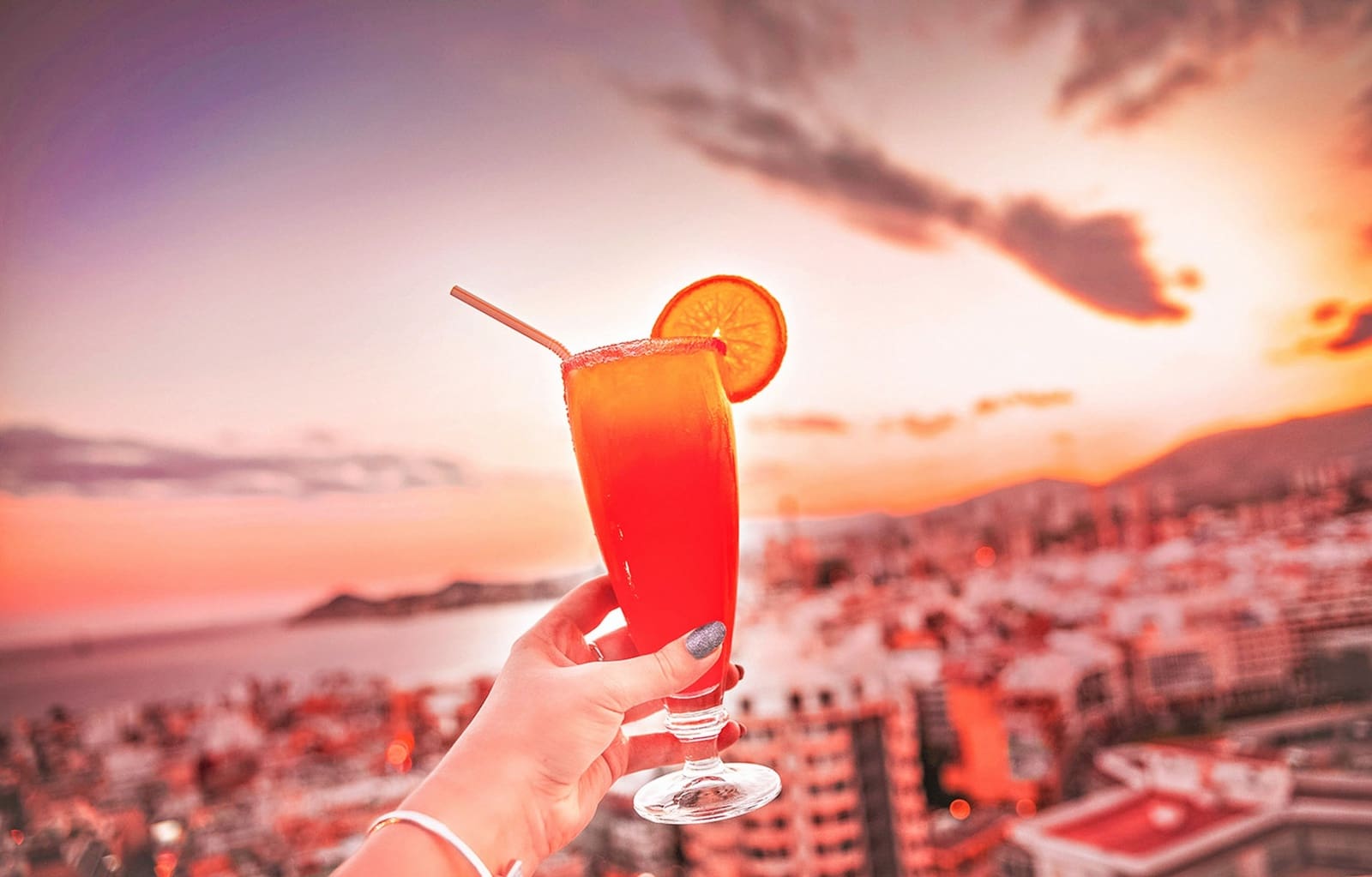 2 makuuhuone Huoneisto myytävänä paikassa Finestrat mukana uima-altaan 
autotalli - 369 000 € (Ref: 9565585)