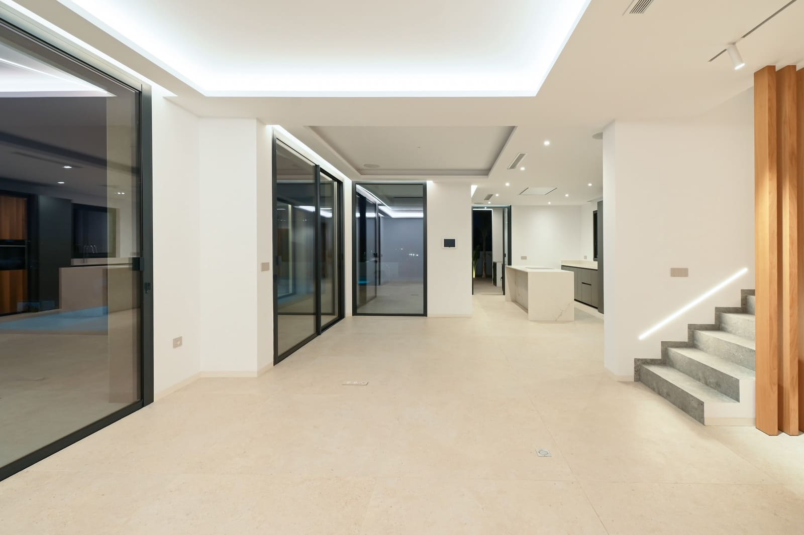 4 soveværelse Villa til salg i Benissa med swimmingpool garage - € 3.195.000 (Ref: 9565589)