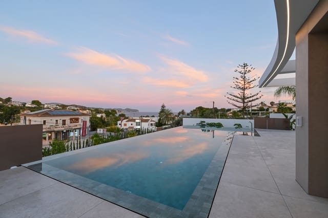 4 Zimmer Villa zu verkaufen in Benissa mit Pool Garage - 3.195.000 € (Ref: 9565589)