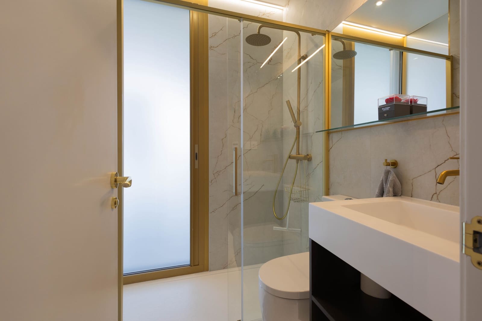 3 soveværelse Penthouse til salg i Benidorm med swimmingpool garage - € 2.400.000 (Ref: 9565593)