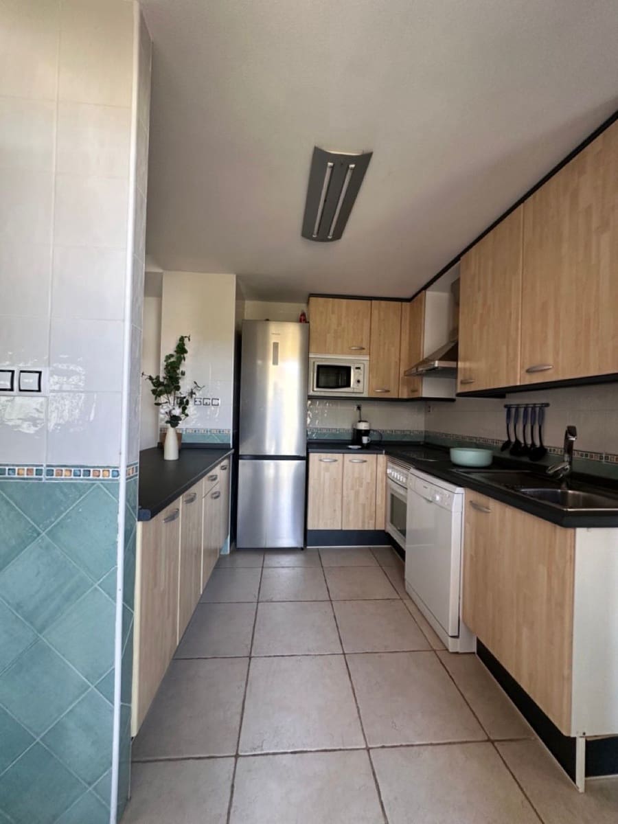 2 sypialnia Apartament na sprzedaż w Benidorm z basenem garażem - 315 000 € (Ref: 9565598)