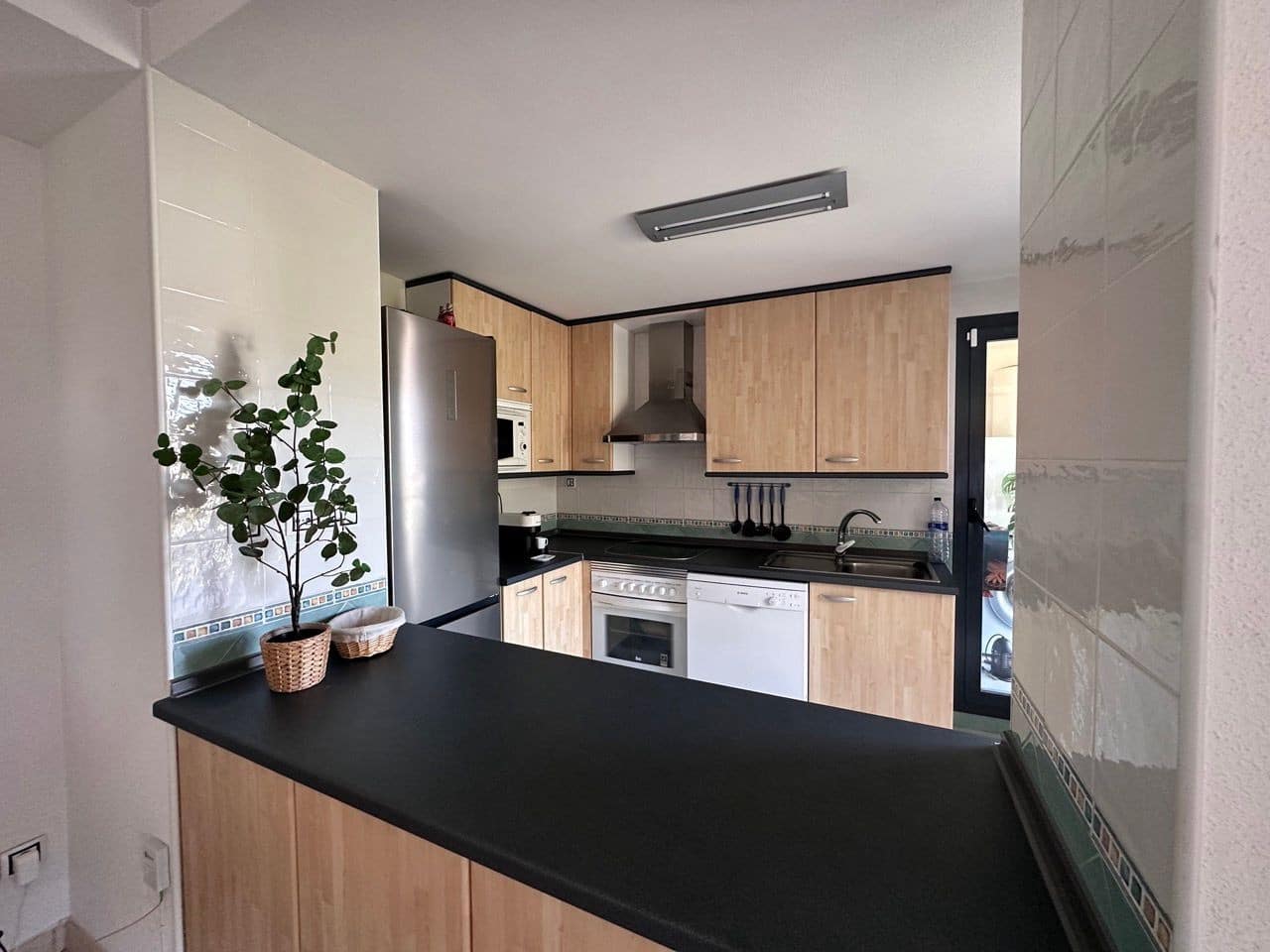 2 sypialnia Apartament na sprzedaż w Benidorm z basenem garażem - 315 000 € (Ref: 9565598)