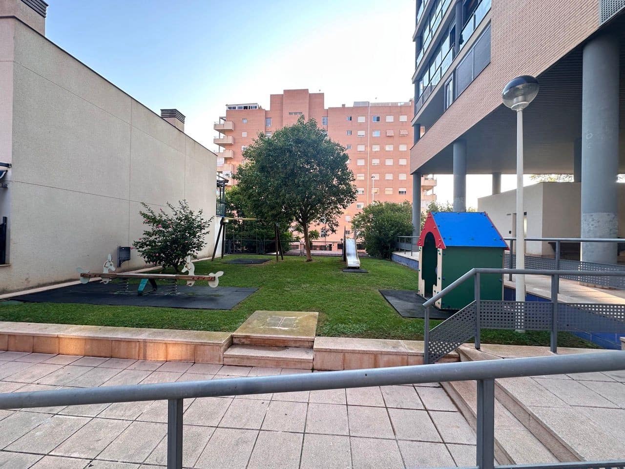 2 sypialnia Apartament na sprzedaż w Benidorm z basenem garażem - 315 000 € (Ref: 9565598)