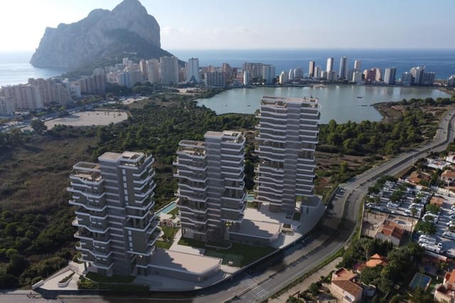 2 makuuhuone Huoneisto myytävänä paikassa Calpe / Calp mukana uima-altaan 
autotalli - 699 000 € (Ref: 9569069)