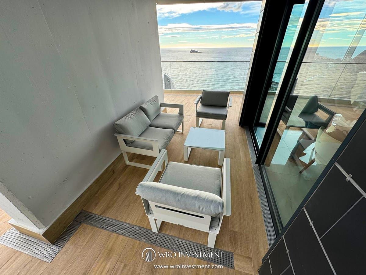 4 quarto Penthouse para venda em Benidorm com piscina garagem - 1 690 000 € (Ref: 9583112)